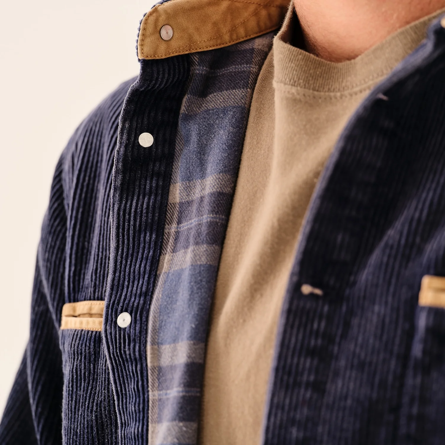 Men's Cabin Cord Shirt - Image 7