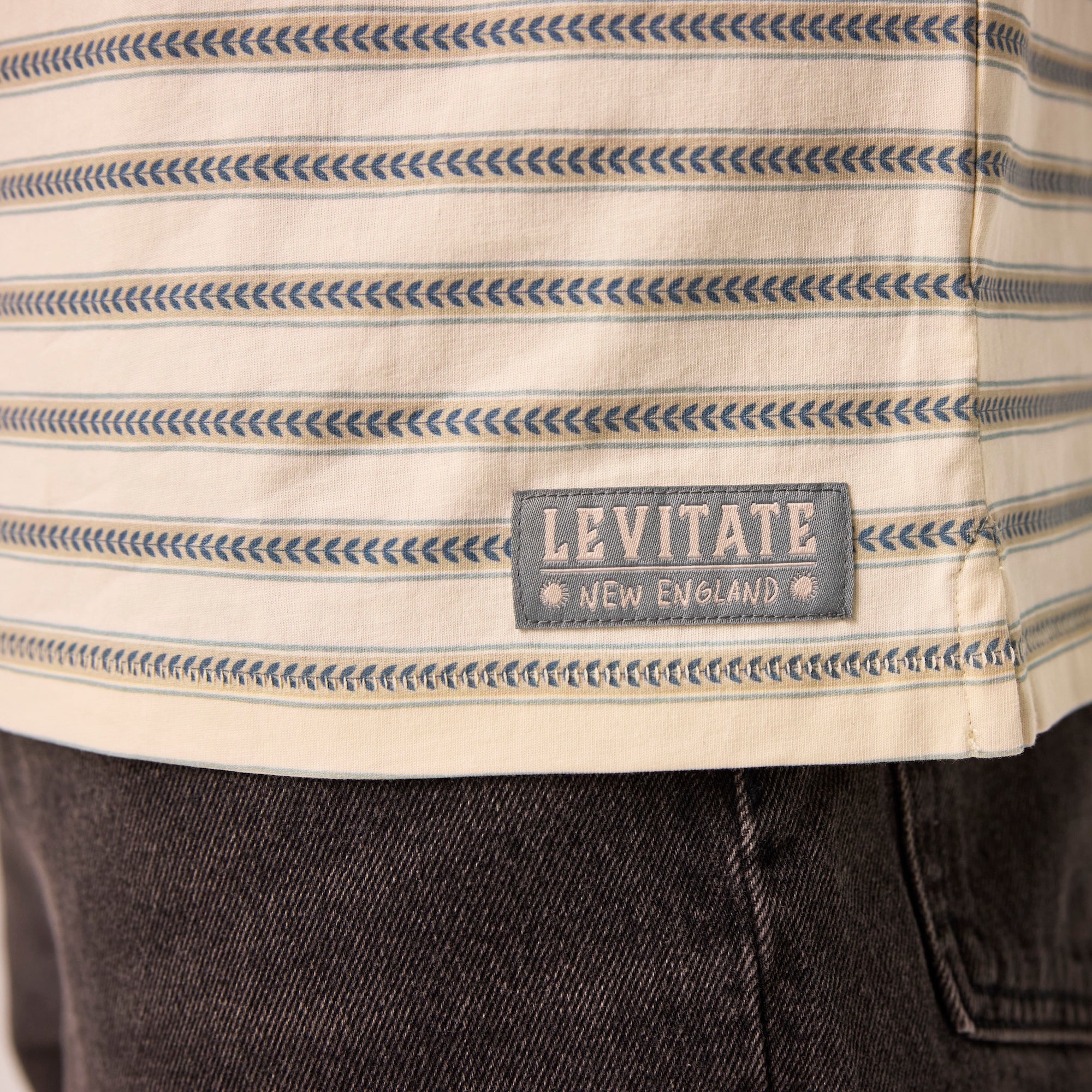 Men's Carve Pocket Tee - Image 7